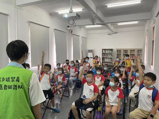 三鄉(xiāng)鎮(zhèn)開展“無毒暑期，健康同行”禁毒宣傳活動(dòng)圖片4.jpg