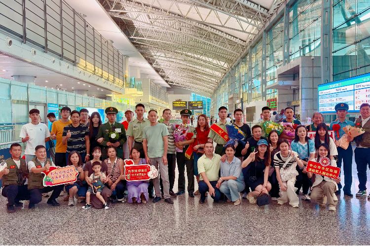 中山多鎮(zhèn)街備好暖心大禮包，送給最可愛(ài)的人